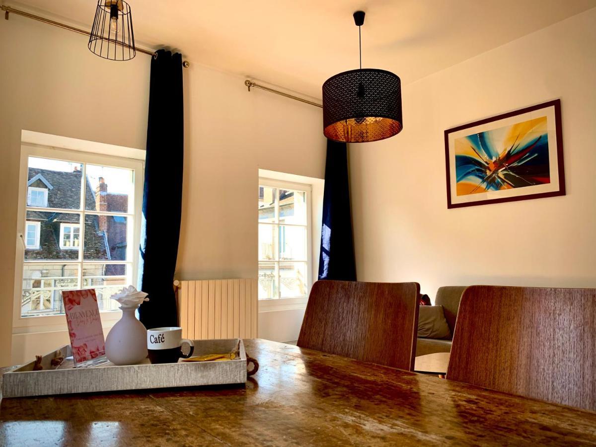 Les Fabuleux Appartements Du Coeur De Ville - Place Victor Hugo بُيزانكون المظهر الخارجي الصورة