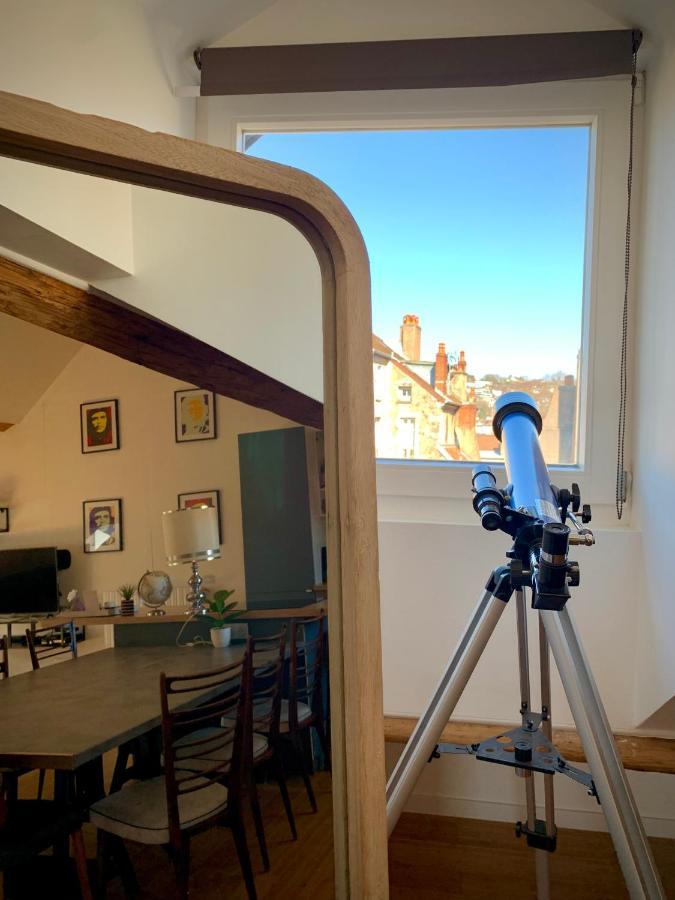 Les Fabuleux Appartements Du Coeur De Ville - Place Victor Hugo بُيزانكون المظهر الخارجي الصورة